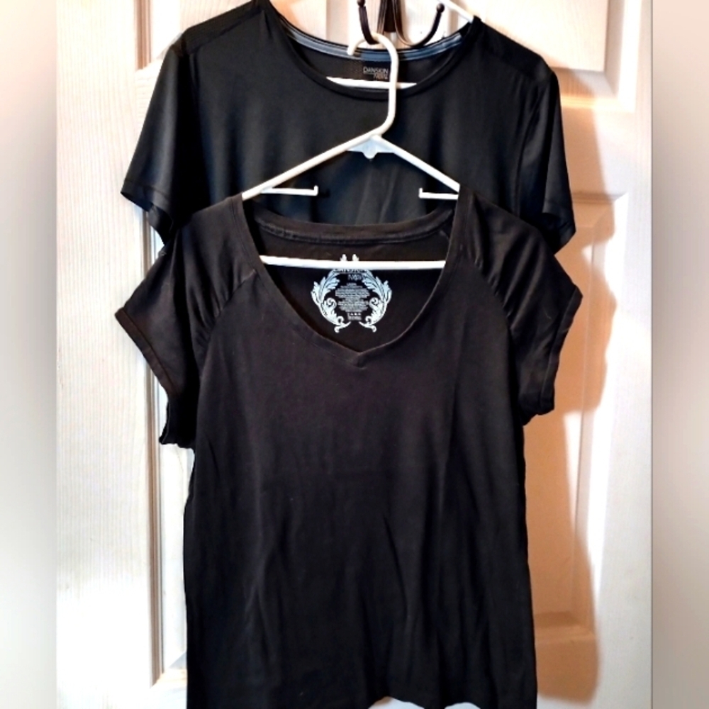 Two Women's Danskin Now Tops Size Large